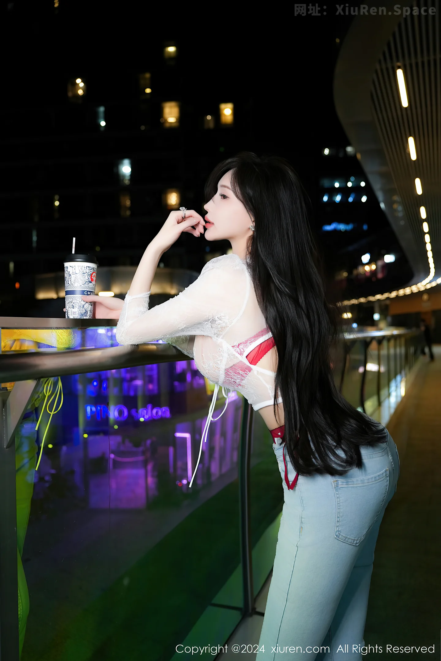 图片[2]-[XiuRen秀人网]VOL.8846 女神Carol周妍希X性感红色内衣配黑丝吊袜秀完美身材诱惑写真58P-秀人网官方网站